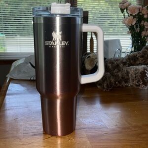 40oz Champagne Ombré Stanley